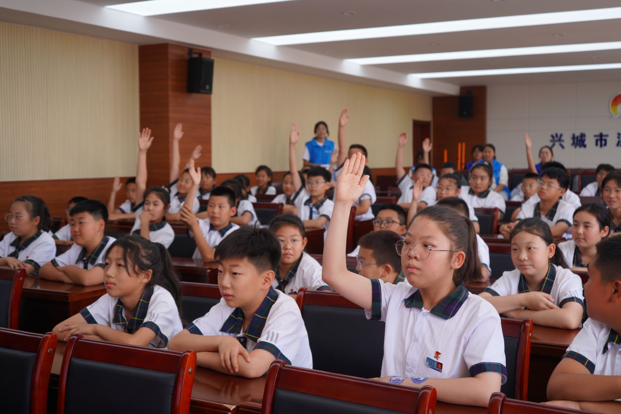 温泉小学宣讲(2).JPG